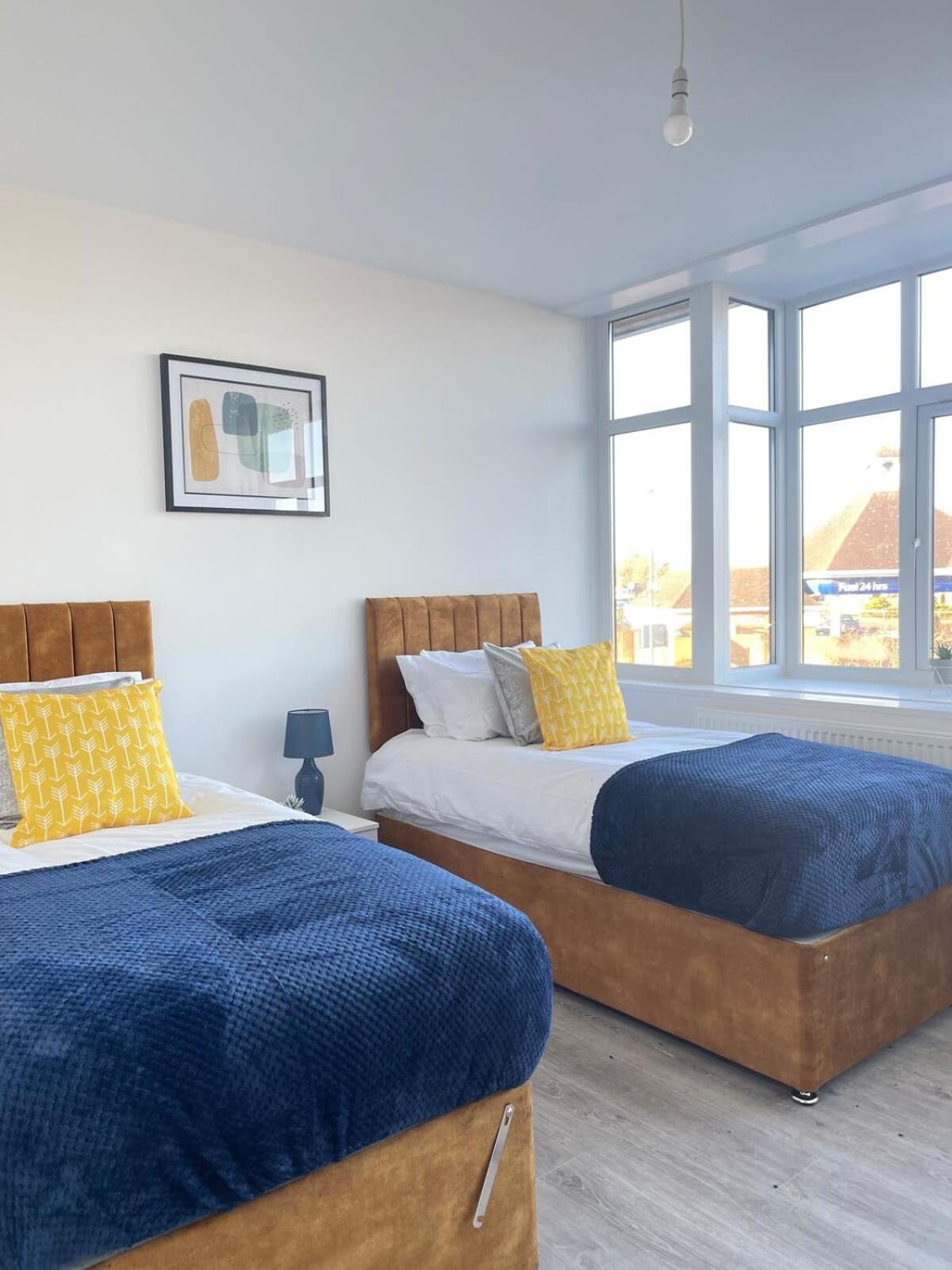 1 Bedroom Apartment - Flitwick - Contractor Friendly - Tourist Ready - Full Kitchen - Wifi - Smart Tv - Sofa Bed - Free Parking - Ideal For Short Or Long Stays Eksteriør bilde