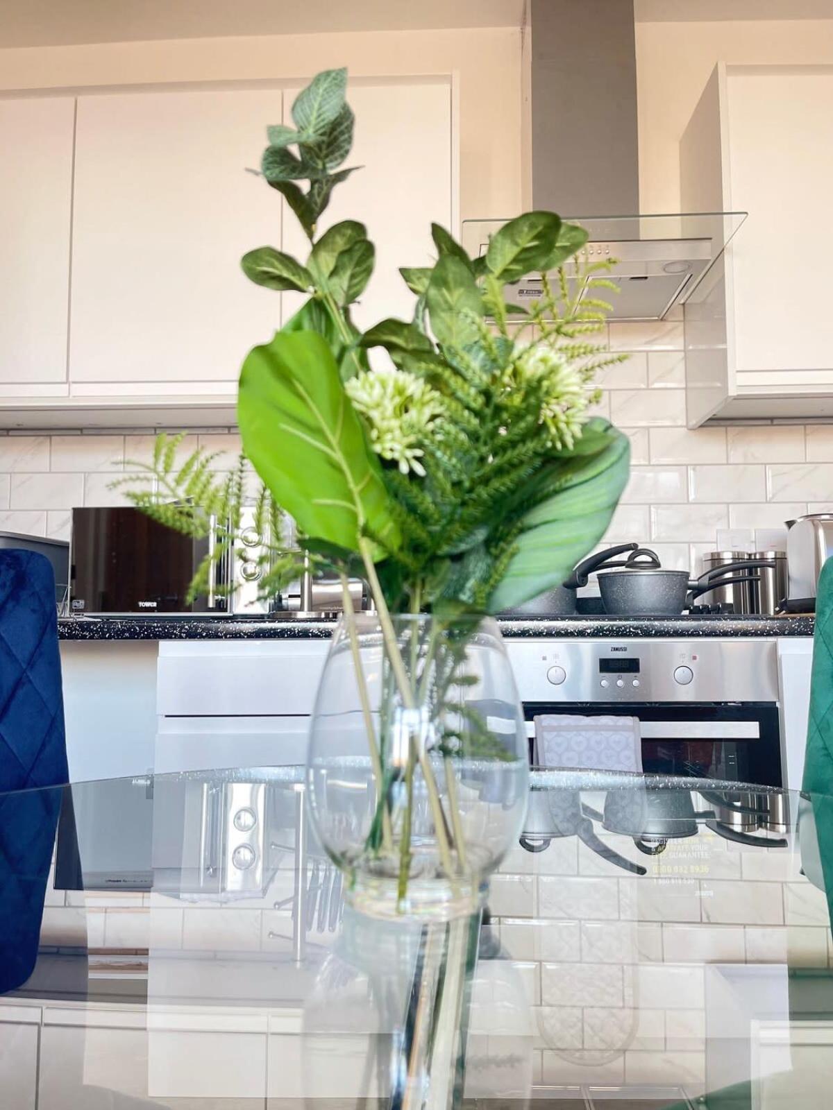 1 Bedroom Apartment - Flitwick - Contractor Friendly - Tourist Ready - Full Kitchen - Wifi - Smart Tv - Sofa Bed - Free Parking - Ideal For Short Or Long Stays Eksteriør bilde